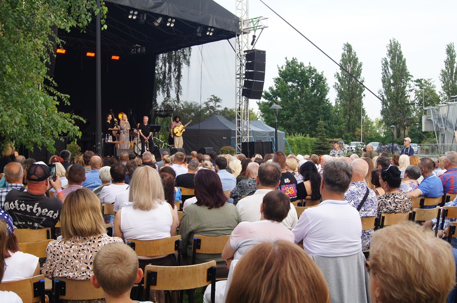 Koncert Agi Zaryan przyciągnął liczną publiczność
